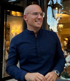 外國男士Adrian徵婚信息
