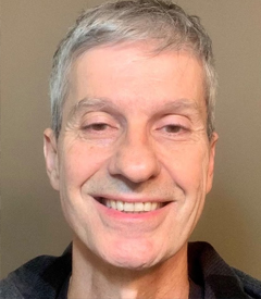 海外男士John交友信息